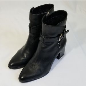 KAREN MILLEN Black Leather Belted Strap Front Ankle Heels Boots Booties 38